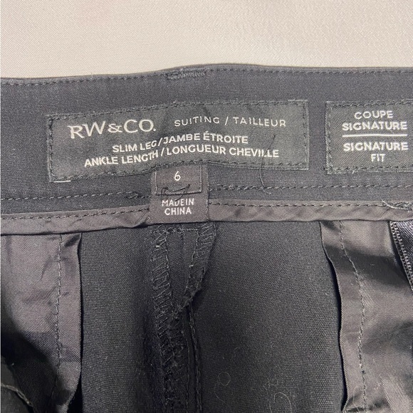 Limitless Slim Ankle Curvy Pant - Picture 6 of 9